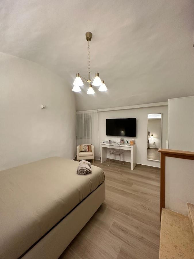 Paura Guest house *