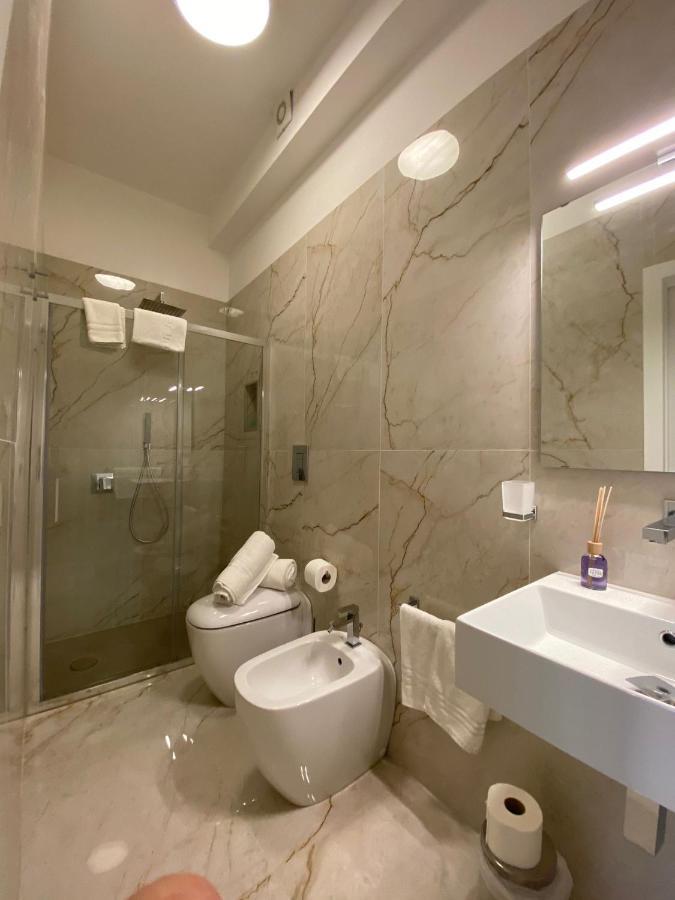 Paura Guest house *