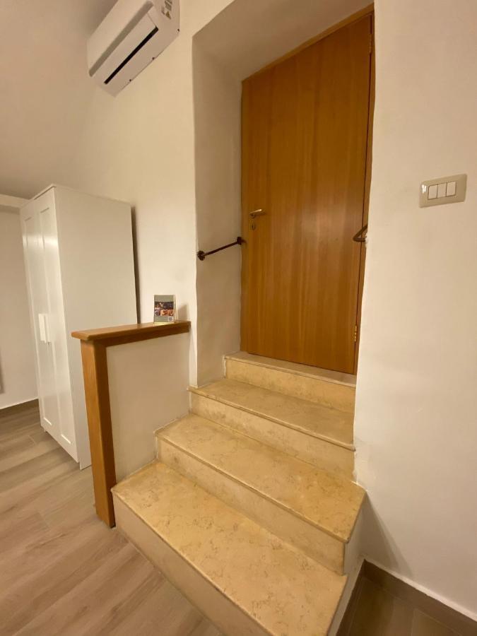 Paura Guest house *