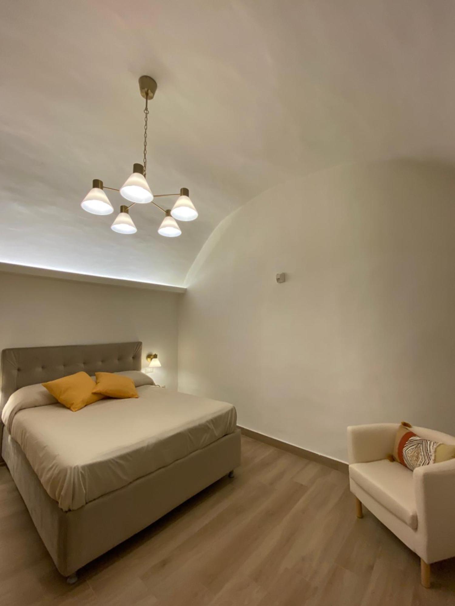 Paura Guest house *